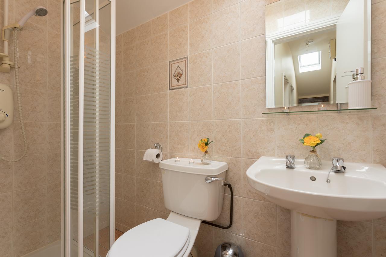 City Center - 3 Minutes Walk To The Town Square 골웨이 외부 사진